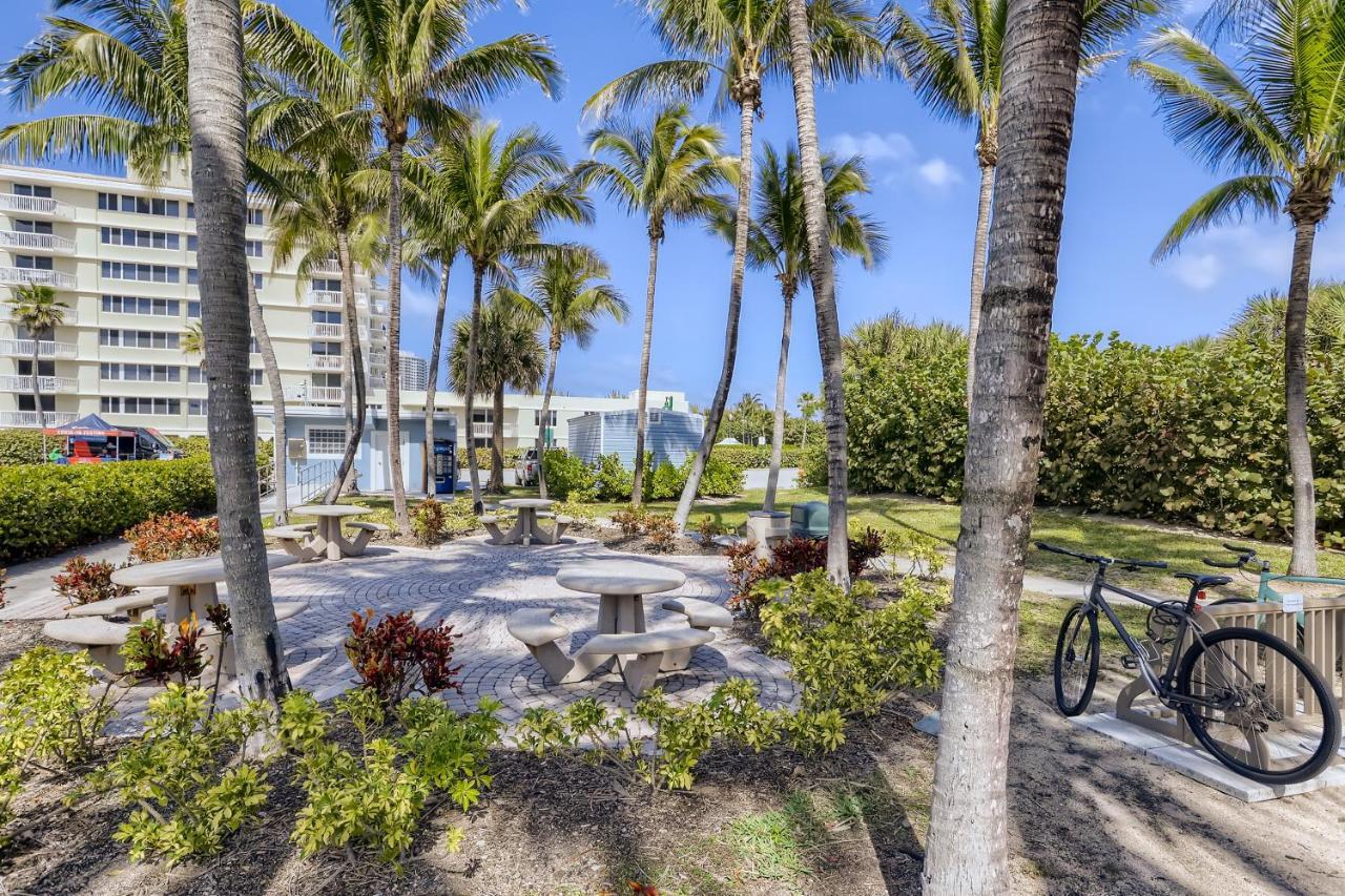 Singer Island Stunner 2 Br Aparthotel Palm Beach Shores Exterior photo